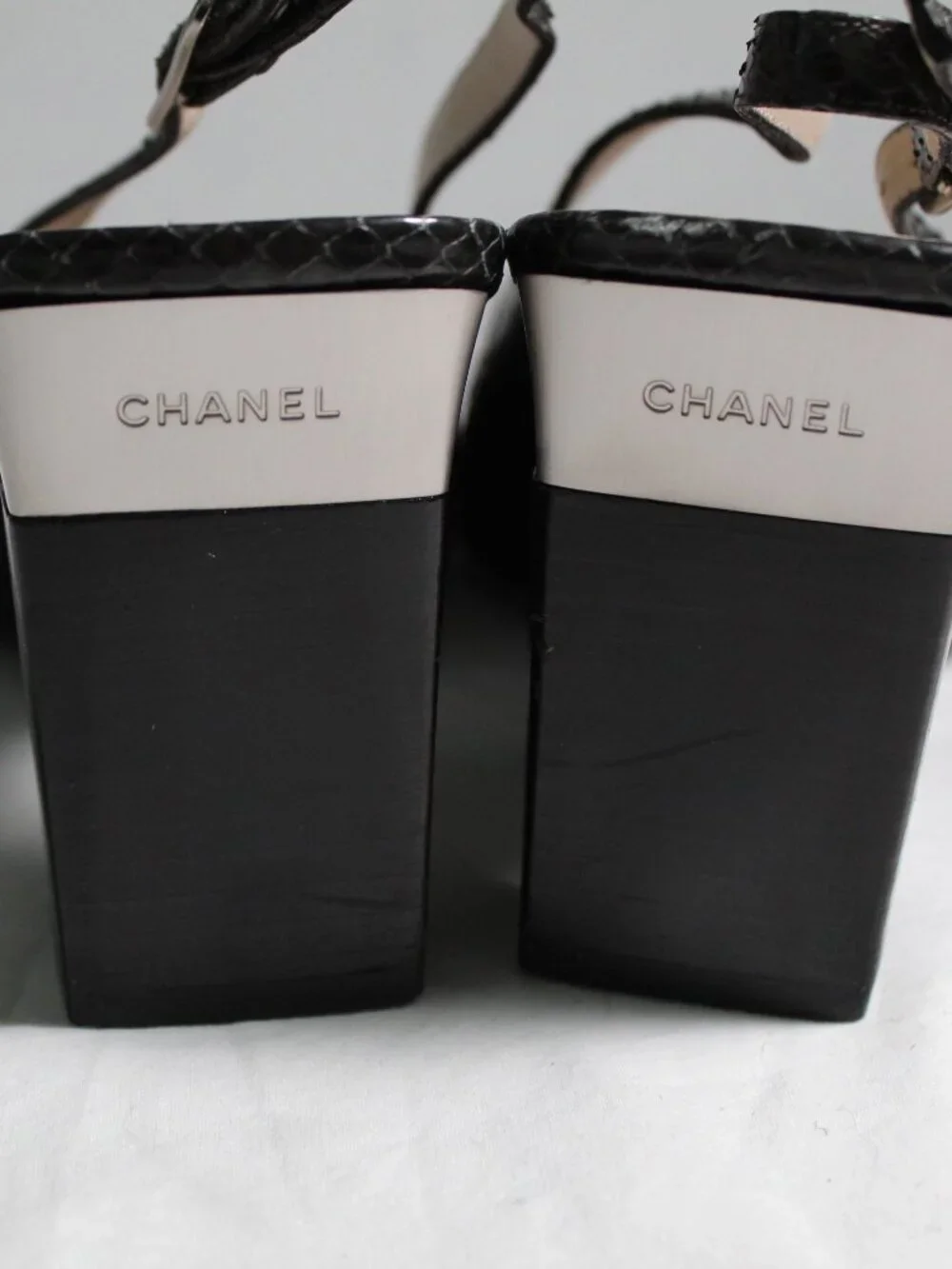 Chanel Vintage Snakeskin Print Cap Toe Slingback Heels Square Toe Pumps 40